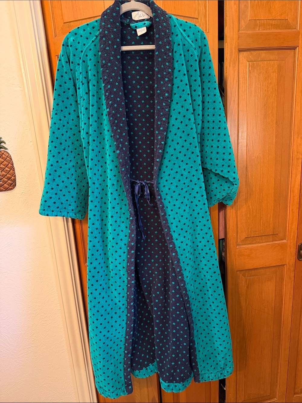 🔵🔵🔵BOGOHO🔵🔵🔵VTG John Weitz Polka-Dot Robe-Medium - Picture 12 of 13